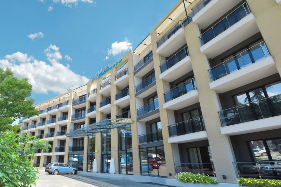 Почивка в хотел АРЕНА МАР 4*, ЗЛАТНИ ПЯСЪЦИ - АРЕНА МАР **** МАЙСКИ ПРАЗНИЦИ